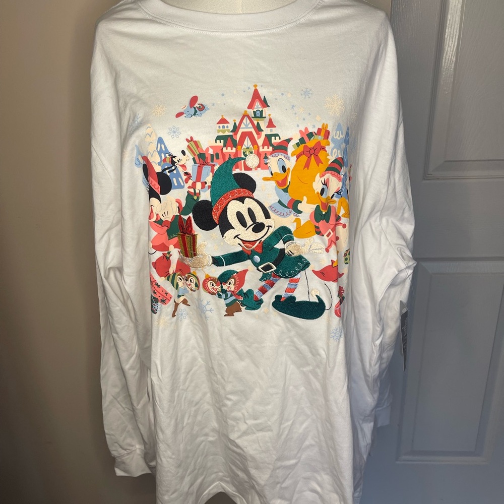 Disney White CHRISTMAS Long Sleeve Shirt - Mickey & Friends